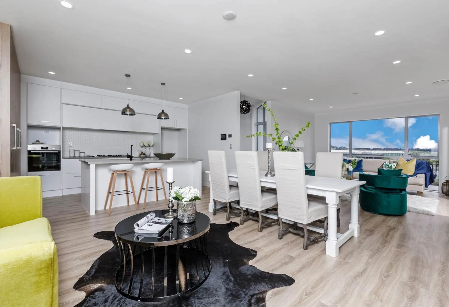 146 Wainui Road, Lounge