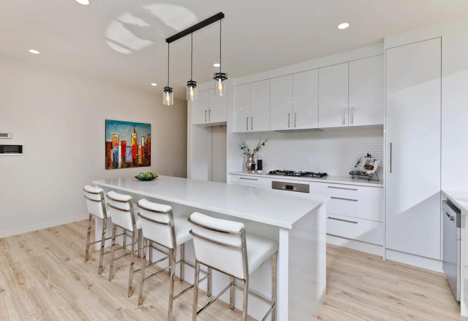 Colonial Drive, Kitchen