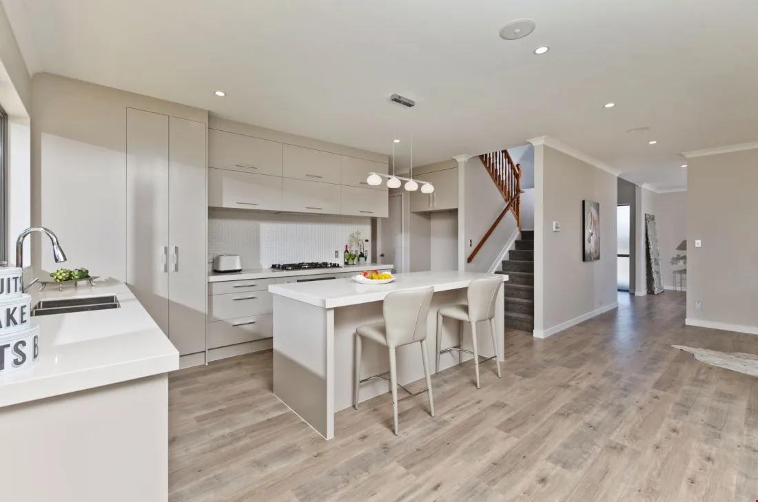 202 Wainui Road, Kitchen Lounge