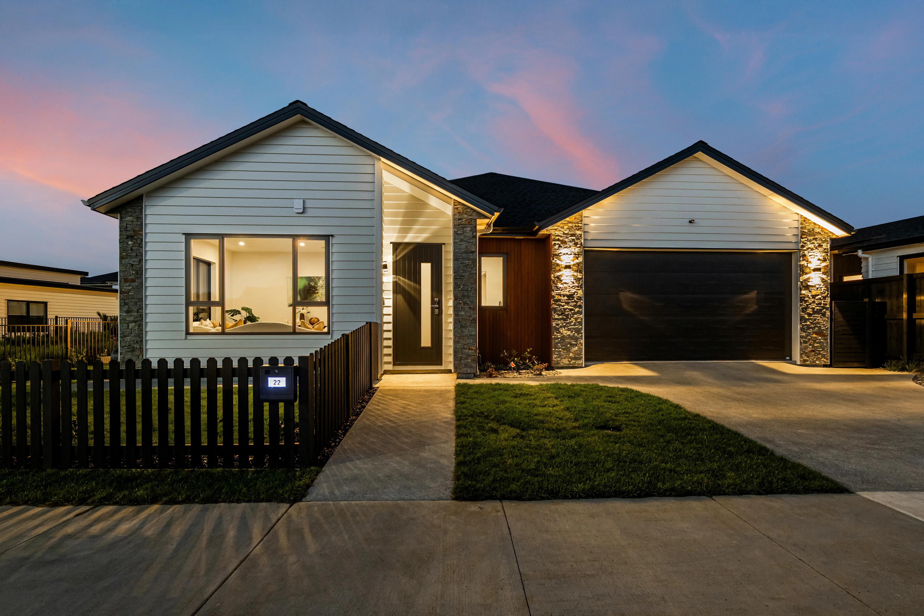 22 Tipu Crescent exterior front view