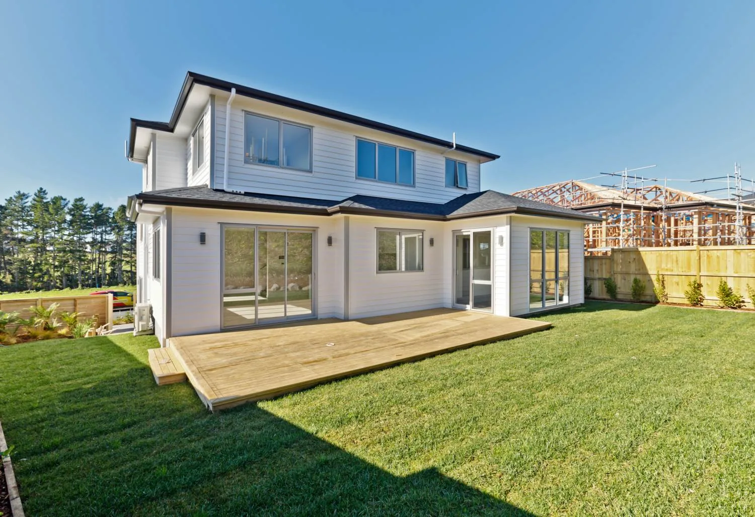 151 Colonial Dr, Deck