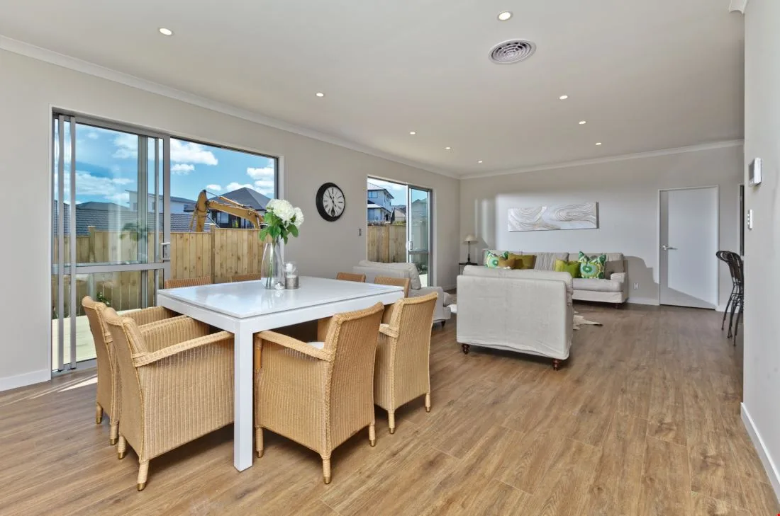 158 Wainui Road, Lounge 1